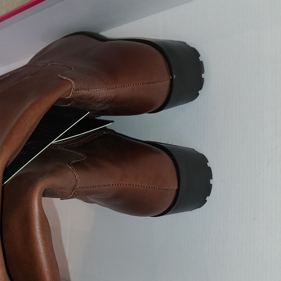 NWT Vince Camuto Boots - Picture 15 of 15